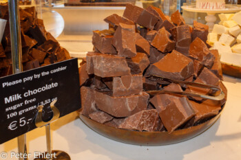 Chocolate  Schiphol Noord-Holland Niederlande by Peter Ehlert in Amsterdam Trip