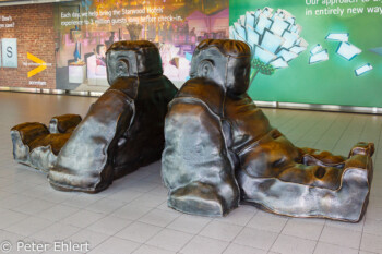 Two incredible sitting black snowmen  Schiphol Noord-Holland Niederlande by Peter Ehlert in Amsterdam Trip