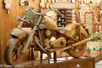 Harley aus Holz  Igea Marina Emilia-Romagna Italien by Peter Ehlert in Wellnessurlaub in Bellaria-Igea Marina