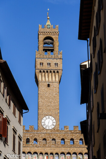 Turm des Palazzo Vecchio  Firenze Toscana Italien by Peter Ehlert in Florenz - Wiege der Renaissance