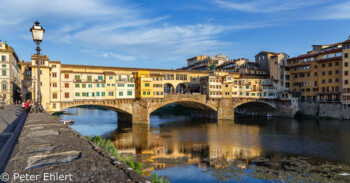 Ponte Vecchio  Firenze Toscana Italien by Peter Ehlert in Florenz - Wiege der Renaissance