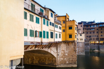 Ponte Vecchio  Firenze Toscana Italien by Peter Ehlert in Florenz - Wiege der Renaissance