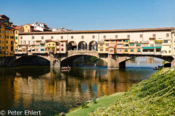 Ponte Vecchio  Firenze Toscana Italien by Peter Ehlert in Florenz - Wiege der Renaissance