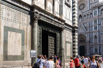 Portal Battistero die San Giovanni  Firenze Toscana Italien by Peter Ehlert in Florenz - Wiege der Renaissance