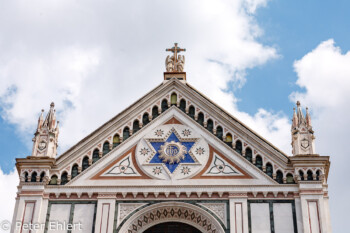Portalspitze Basilica di Santa Croce di Firenze  Firenze Toscana Italien by Peter Ehlert in Florenz - Wiege der Renaissance
