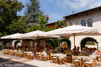 Restaurant  Lazise Veneto Italien by Peter Ehlert in Lazise am Gardasee