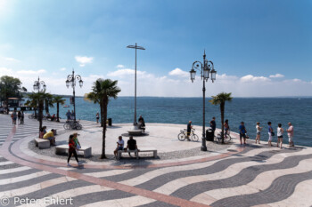 Uferpromenade  Lazise Veneto Italien by Peter Ehlert in Lazise am Gardasee