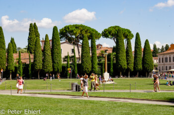 Park mit Lupa capitolina  Pisa Toscana Italien by Peter Ehlert in Abstecher nach Pisa