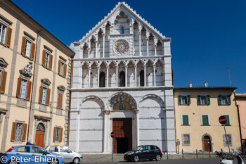 Portal der Chiesa di Santa Caterina d'Alessandria  Pisa Toscana Italien by Peter Ehlert in Abstecher nach Pisa