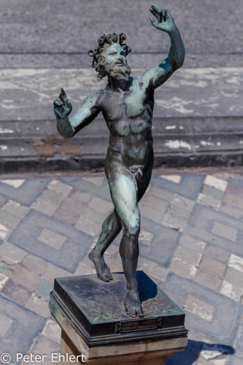 Tanzender Faun  Pompei Campania Italien by Peter Ehlert in Pompeii und Neapel