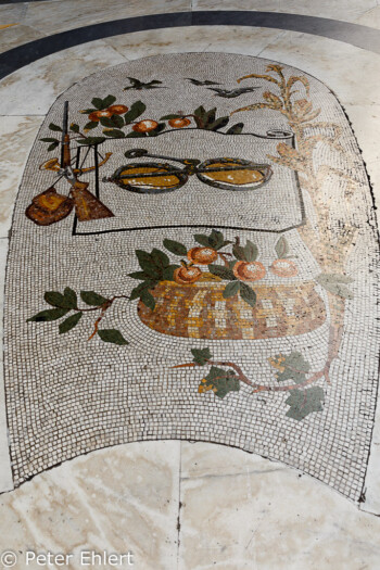Waage Mosaik  Neapel Campania Italien by Peter Ehlert in Pompeii und Neapel