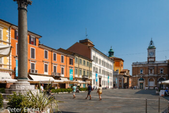 Piazza del Popolo  Ravenna Emilia-Romagna Italien by Peter Ehlert in Ravenna und Cesenatico