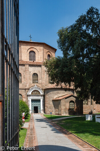 Basilica di San Vitale  Ravenna Emilia-Romagna Italien by Peter Ehlert in Ravenna und Cesenatico