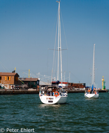 Boote bei der Ausfahrt  Cesenatico Emilia-Romagna Italien by Peter Ehlert in Ravenna und Cesenatico