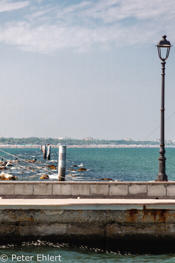 Laterne am Kai  Cesenatico Emilia-Romagna Italien by Peter Ehlert in Ravenna und Cesenatico