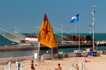 Segel mit Seestern  Cesenatico Emilia-Romagna Italien by Peter Ehlert in Ravenna und Cesenatico