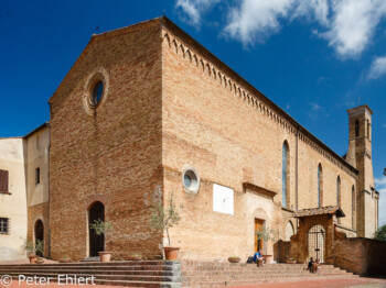 Chiesa di Sant'Agostino  San Gimignano Toscana Italien by Peter Ehlert in San Gimignano