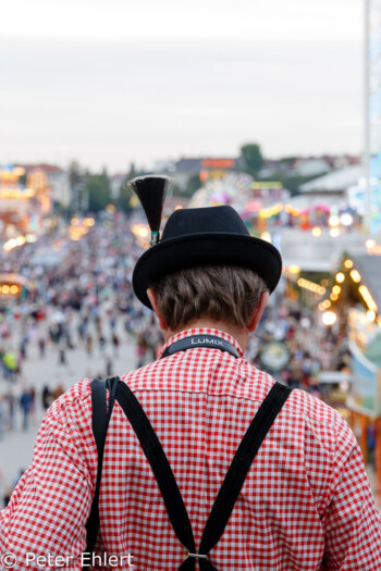 Trachtenhut  München Bayern Deutschland by Peter Ehlert in Münchner Oktoberfest