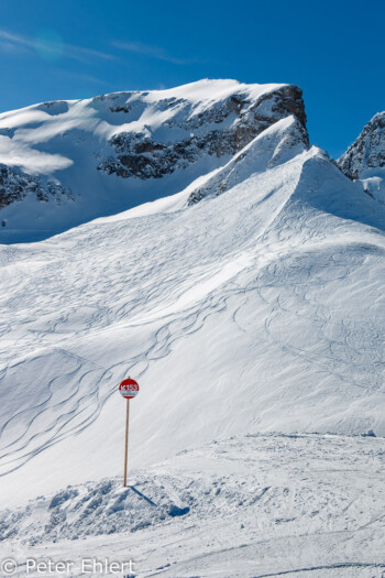 Grat mit Freeriderspuren  Lech Vorarlberg Österreich by Peter Ehlert in Sankt Anton 2018