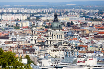 Dom mit Riesenrad  Budapest Budapest Ungarn by Peter Ehlert in Budapest Weekend