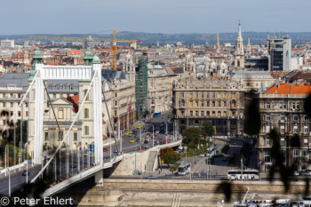Elisabethbrücke mit Altstadt  Budapest Budapest Ungarn by Peter Ehlert in Budapest Weekend
