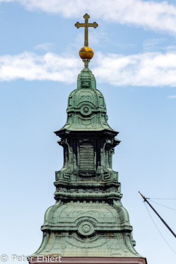 Turm der katholische Stadtkirche  Budapest Budapest Ungarn by Peter Ehlert in Budapest Weekend