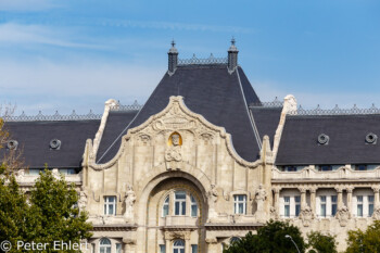 Kuppel des Four Seasons Hotel Gresham Palace  Budapest Budapest Ungarn by Peter Ehlert in Budapest Weekend