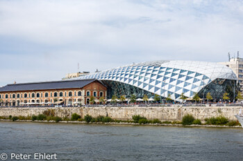 Einkaufzentrum Bálna Budapest  Budapest Budapest Ungarn by Peter Ehlert in Budapest Weekend