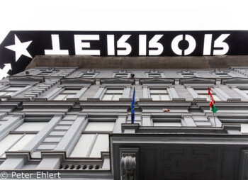 Gebäude der Geheimpolizei  Budapest Budapest Ungarn by Peter Ehlert in Budapest Weekend