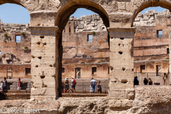 Colosseumbögen  Roma Latio Italien by Peter Ehlert in Rom - Colosseum und Forum Romanum