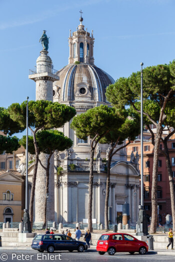 Colonna Traiano mit Chiesa SS Nome di Maria  Roma Latio Italien by Peter Ehlert in Rom - Colosseum und Forum Romanum