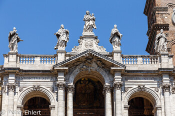 Portal Santa Maria Maggiore  Roma Latio Italien by Peter Ehlert in Rom - Plätze und Kirchen