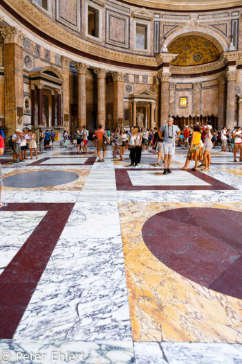 Innenraum  Roma Latio Italien by Peter Ehlert in Rom - Plätze und Kirchen