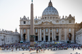 Basilica di San Pietro  Roma Latio Italien by Peter Ehlert in Rom - Plätze und Kirchen