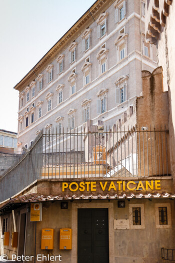 Poststation  Roma Latio Italien by Peter Ehlert in Rom - Plätze und Kirchen