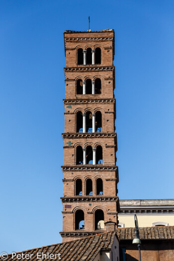 Turm von Santa Maria in Cosmedin  Roma Latio Italien by Peter Ehlert in Rom - Plätze und Kirchen