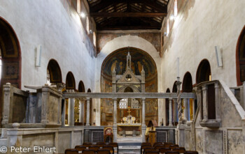 Kirchenschiff  Roma Latio Italien by Peter Ehlert in Rom - Plätze und Kirchen