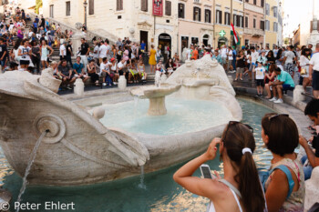 Fontana della Barcaccia  Roma Latio Italien by Lara Ehlert in Rom - Plätze und Kirchen