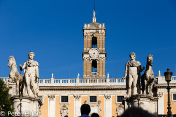 Kapitolhügel mit Stadtverwaltung  Roma Latio Italien by Peter Ehlert in Rom - Plätze und Kirchen
