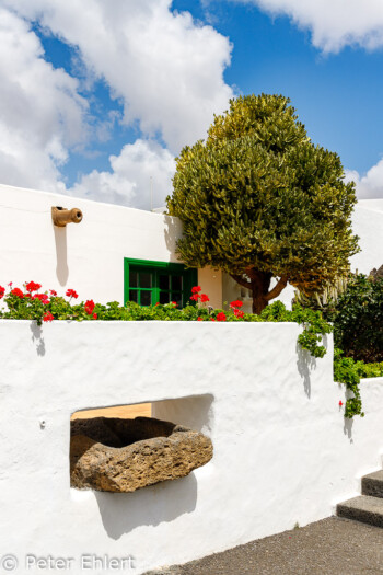 Kassenhaus  Teguise Canarias Spanien by Peter Ehlert in LanzaroteFundacion