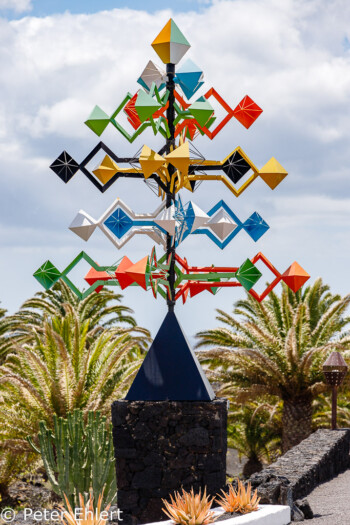 Energíade la pirámide (1991)  Teguise Canarias Spanien by Peter Ehlert in LanzaroteFundacion