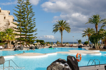 Poolbereich  Costa Teguise Canarias Spanien by Peter Ehlert in LanzaroteHotels