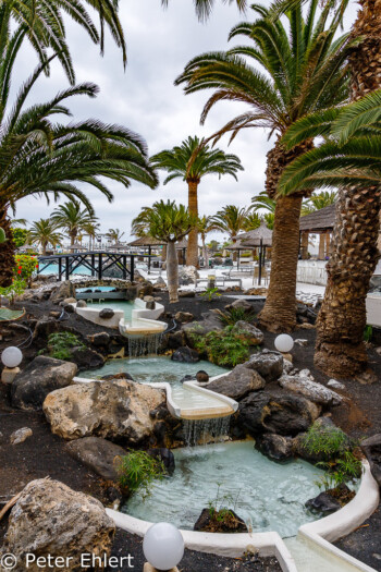 Wasserspiel im Aussenbereich  Costa Teguise Canarias Spanien by Peter Ehlert in LanzaroteHotels