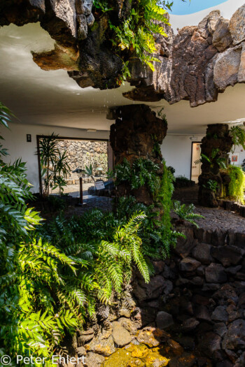 Restaurant innen  Haría Canarias Spanien by Peter Ehlert in LanzaroteJameos