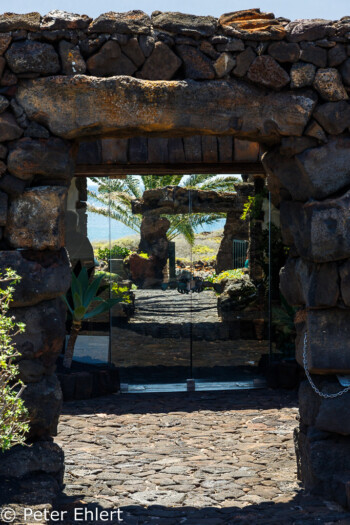 Ausgang  Haría Canarias Spanien by Peter Ehlert in LanzaroteJameos