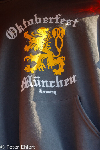 Sweatshirt  München Bayern Deutschland by Peter Ehlert in WiesnWorkshop2018
