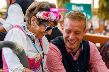 Schnupftabakverkäuferin  München Bayern Deutschland by Peter Ehlert in WiesnWorkshop2018