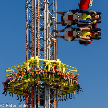 Fahrgeschäfte  München Bayern Deutschland by Peter Ehlert in WiesnWorkshop2018