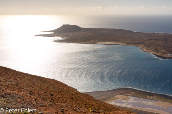 Meerenge und Saline  Haría Canarias Spanien by Peter Ehlert in LanzaroteMirador