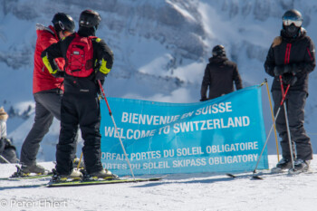 Grenze zur Schweiz  Val-d’Illiez Kanton Wallis Schweiz by Peter Ehlert in Ski_LesGets